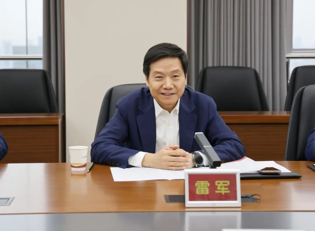 雷军创新创业成功案例_雷军与促进科技创新的努力_雷军创新的例子