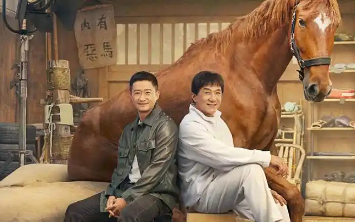 吴京的作品中的历史与文化探讨_吴京作品风格分析_吴京的文化水平