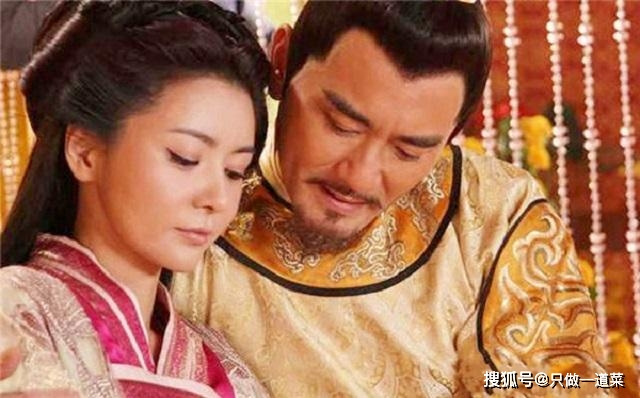 杨贵妃奢侈生活_杨贵妃的宫廷生活与艺术成就_宫廷杨贵妃介绍