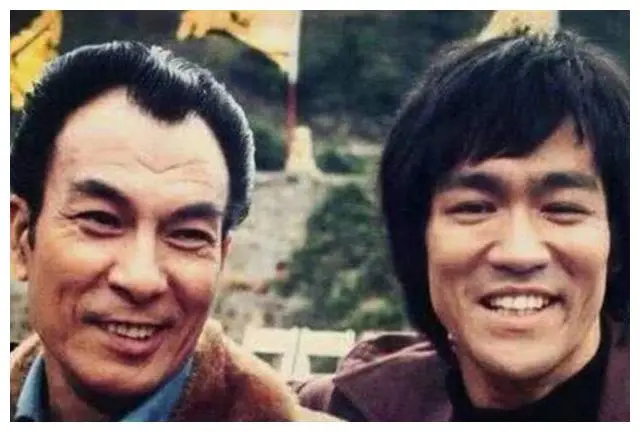 李小龙的探索与武术的未来_李小龙讲武术_武术家李小龙