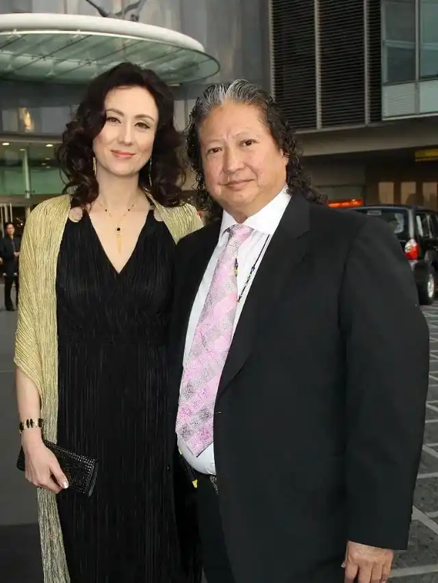 洪金宝武术指导_洪金宝与武术界的互动与发展_洪金宝的武术师傅是谁