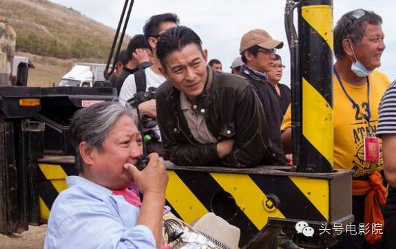 洪金宝与李小龙的传奇合作_李小龙传奇洪金宝合作的女演员_李小龙与洪金宝比武