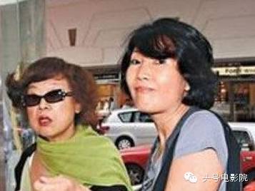 洪金宝与李小龙的传奇合作_李小龙与洪金宝比武_李小龙传奇洪金宝合作的女演员