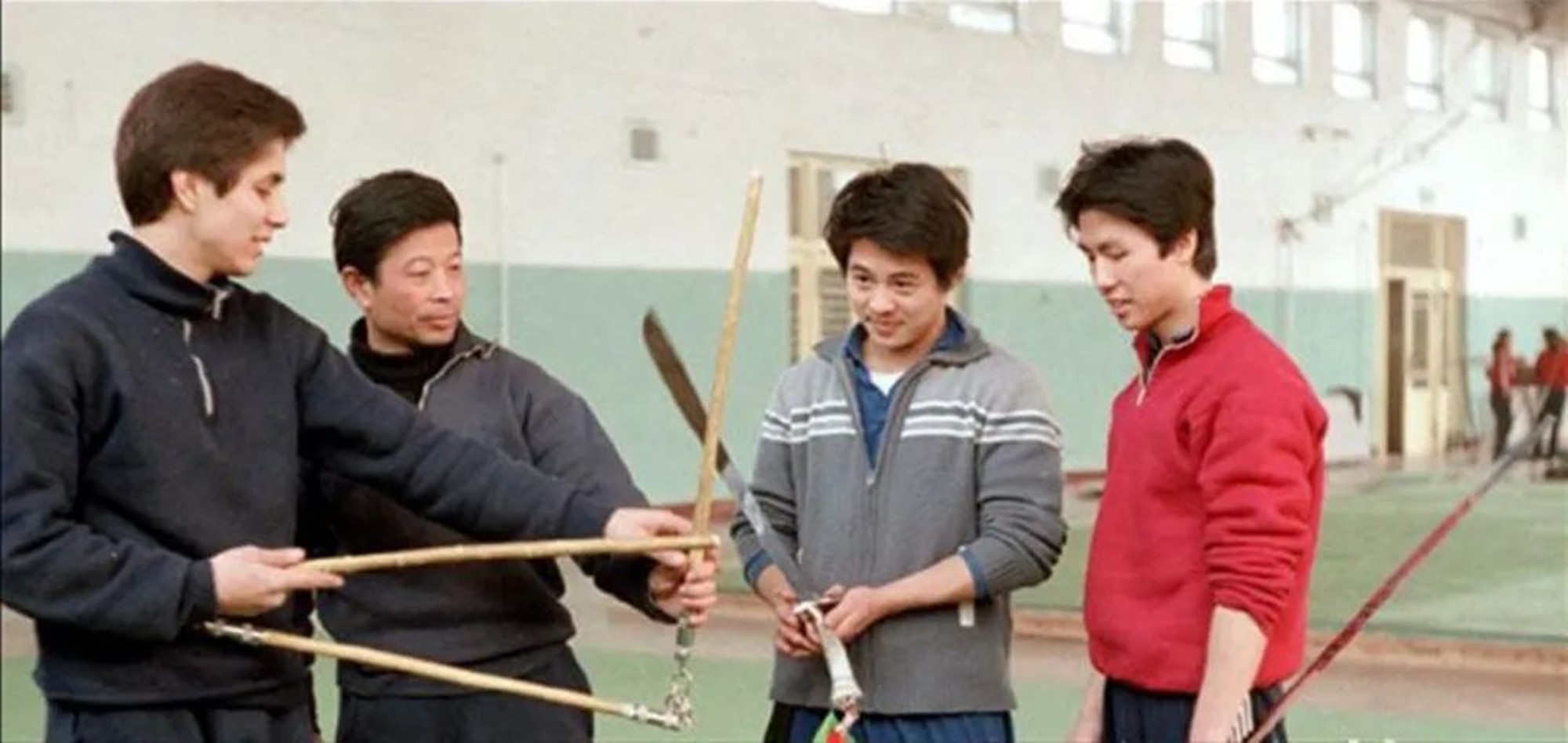 李连杰导演经典作品合作的电影_李连杰的经典合作导演与作品_李连杰的电影全是经典