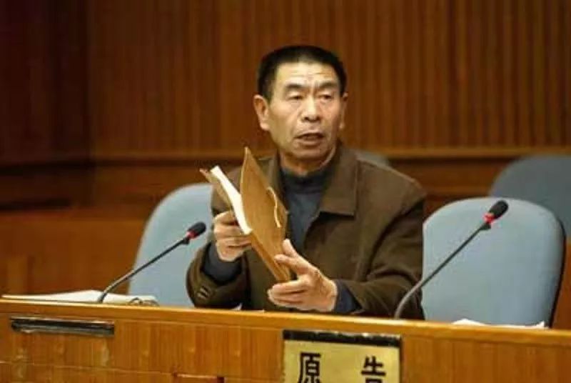 李连杰导演经典作品合作的电影_李连杰的经典合作导演与作品_李连杰的电影全是经典