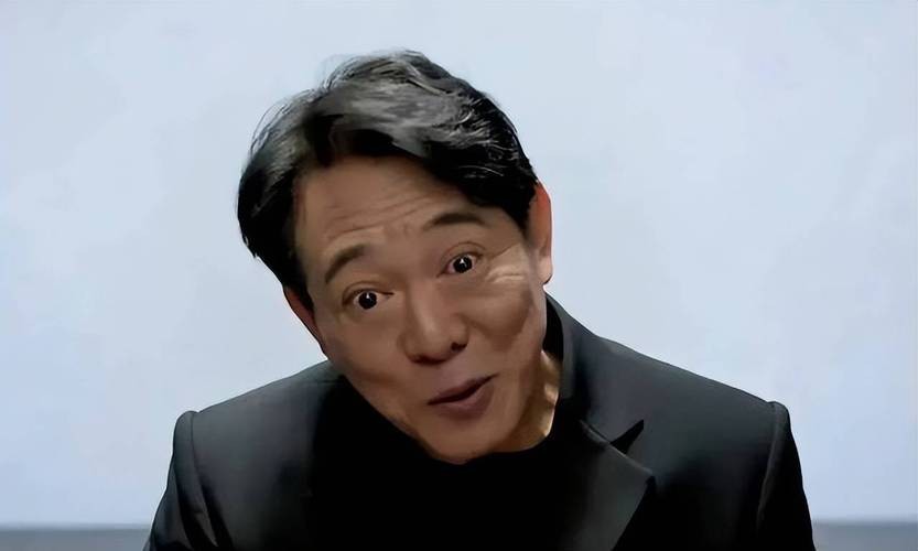 李连杰的慈善事业_李连杰在慈善活动中的表现_李连杰慈善发生了什么