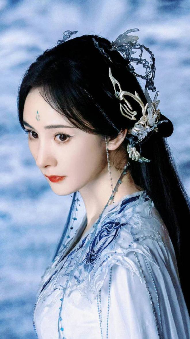 刘亦菲童年女神_童星刘亦菲图片_刘亦菲：从童星到实力派